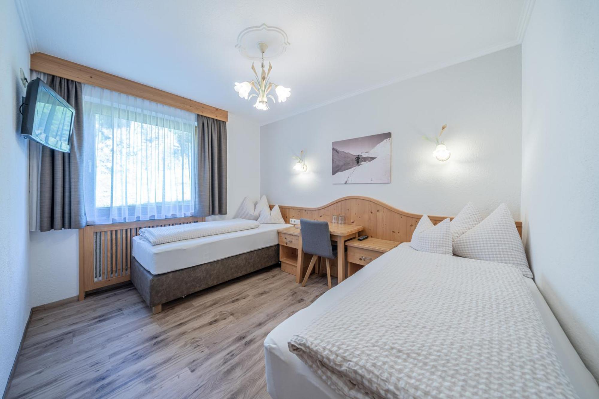 Pension Bergfrieden โอเบอร์กัวร์เกิล ภายนอก รูปภาพ